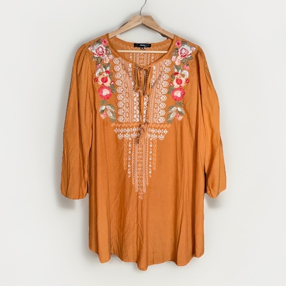 ANDREE BY UNIT Tops - Andree by Unit Embroidered Artsy Boho Blouse Tunic Top Floral Size M Orange